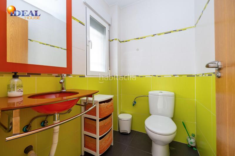 Foto 90dd8568-1026-4206-b742-4d1650ce2e4a. Casa adossada amb aparcament a Ogíjares