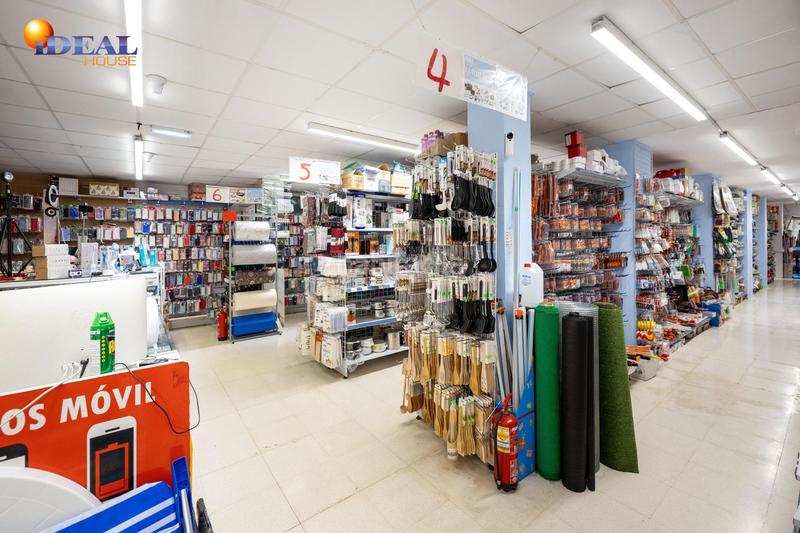 Foto 603065c6-3eaa-4f5c-a699-ac2663c5a716. Locale commerciale in Peligros