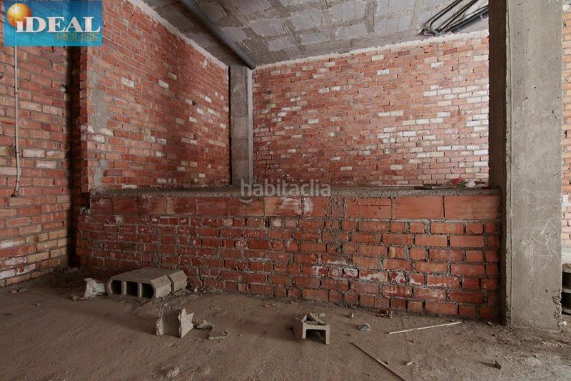 Foto 5f2433e3-93a1-42c3-99b0-44f379a21783. Locale commerciale in San Antón Armilla