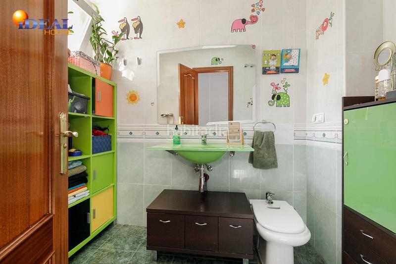 Foto 1b604fde-deae-494d-8ef7-9de21b5e7642. Dachwohnung mit heizung parking in San Miguel Armilla