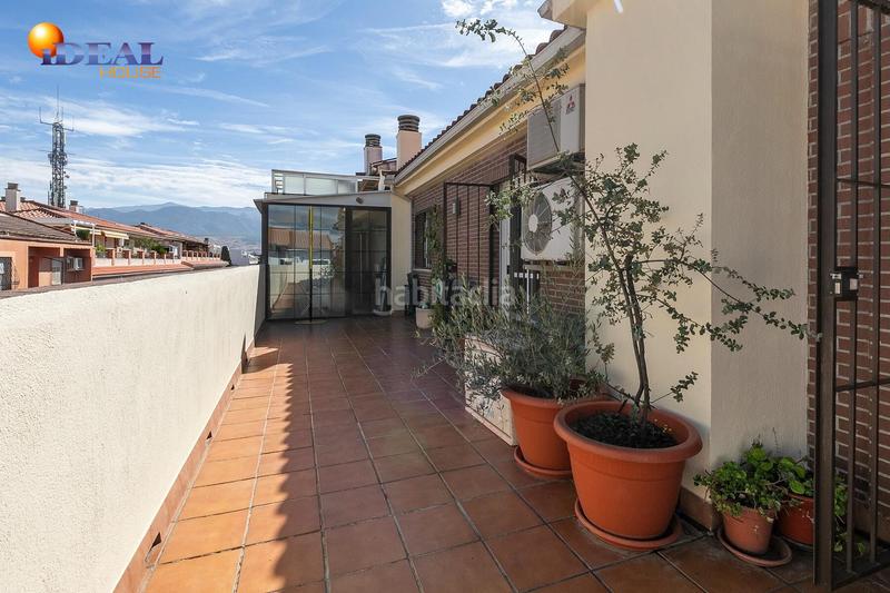 Foto 79d2178c-1611-4dab-afa6-bec3fbc60614. Dachwohnung mit heizung parking in San Miguel Armilla