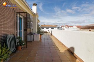 Àtic a San Miguel. Vive en las alturas del centro de armilla!