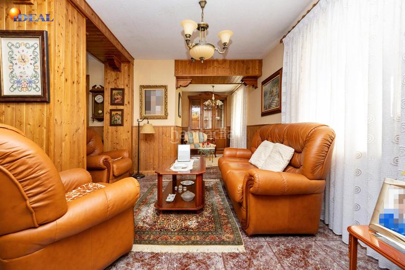 Foto 5f199edc-077f-4b23-b7d1-6352f391a28d. Reihenhaus in calle de mariana pineda 1 in Lecrín