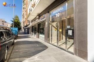 Pis a Camino de Ronda. Oportunidad en arabial! piso amplio con 4 dormitorios y ubicació