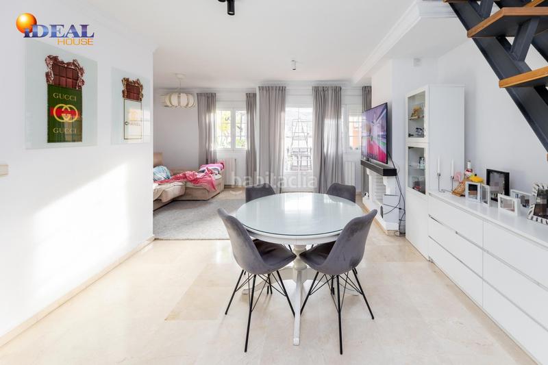 Foto 0e98d63d-af13-4c99-9d61-eb1927e4274c. Dúplex amb calefacció aparcament piscina a Crta. De la Sierra Granada