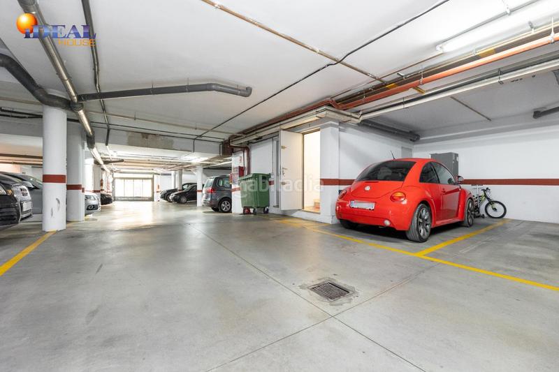 Foto 51c5d7fb-f65e-4b79-b3ba-3d8271391508. Dúplex amb calefacció aparcament piscina a Crta. De la Sierra Granada