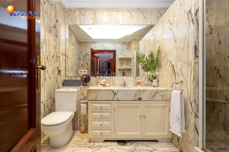 Foto b46ce3f4-e4ac-4727-bd99-fda90e0eafd2. Appartamento in San Matías - Realejo Granada