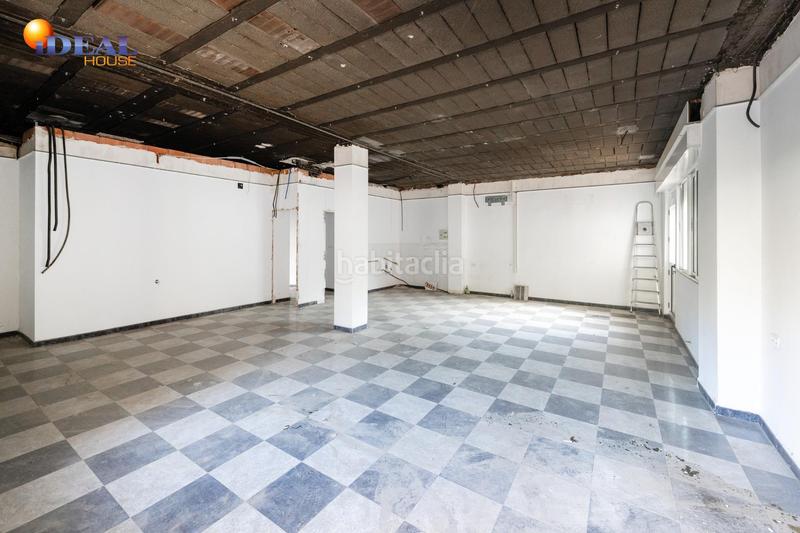 Foto b2519790-3c47-47ae-b222-d5e1f7b40d95. Business premise in Av. F. Garcia Lorca - Nueva Estación Autobuses Granada