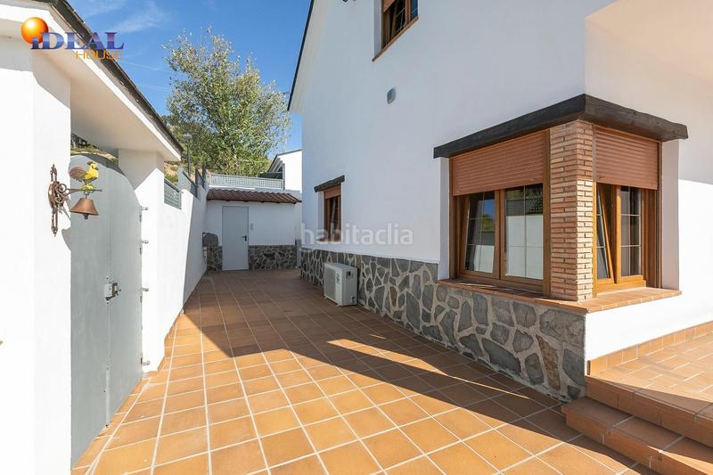 Foto b9cf19da-867e-4a8d-808a-9996e0fb1f2c. Xalet a cuesta las piedras a Huétor de Santillán