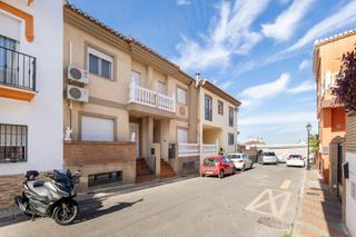 Casa adosada  Calle guadalete (ch) 9. Venta de magnífica casa adosada en las gabias gabia chica