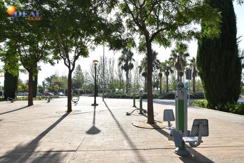 Foto 49c03f35-92dc-40b2-b770-e6b9c121a822. Appartamento con parcheggio piscina in Carretera de Granada-La Alcazaba Alhendín