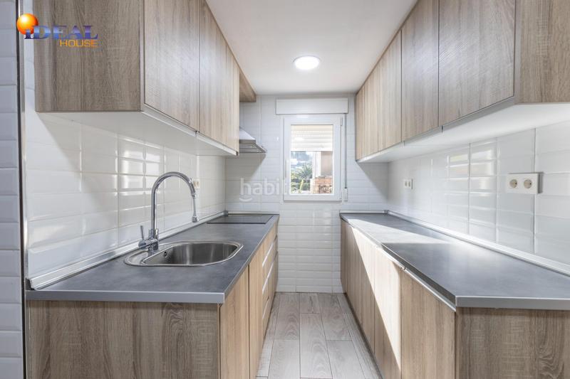 Foto 272c0c4b-c366-4f8b-842e-46875e3d359f. Appartamento con parcheggio in Barrio de la Vega Monachil