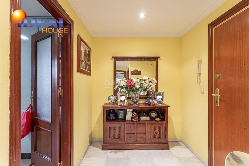 Foto 63171942-3a17-4d0b-9845-5c9943e3c7d4. Appartamento con riscaldamento parcheggio in Joaquina Eguaras Granada