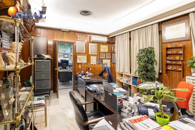 Foto 71e6428d-065a-4dd5-afd6-f91001f53558. Local commercial dans Camino de Ronda Granada