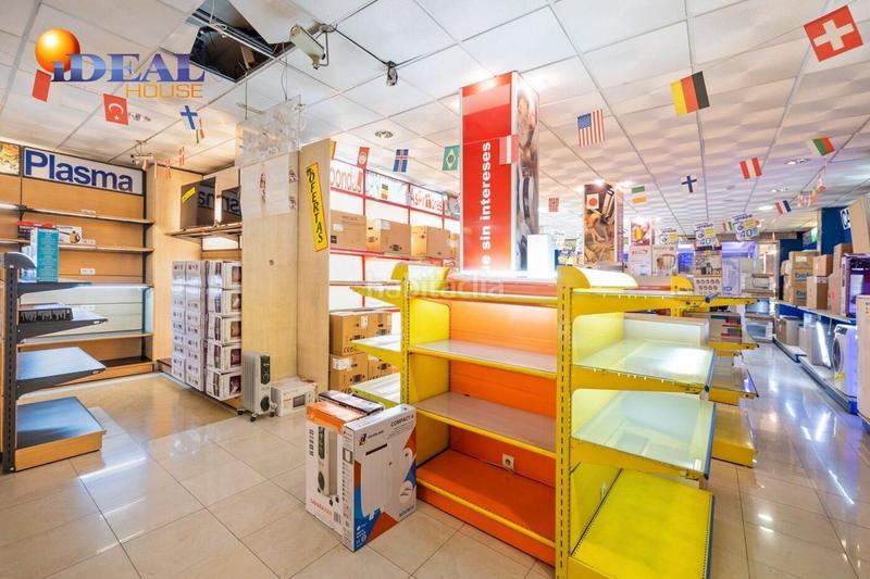 Foto c1374332-e6f4-40f3-9d46-394c96a46892. Local commercial dans Camino de Ronda Granada