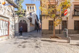 Appartement  Calle arandas. Bonito apartamento con plaza de garaje en gran via