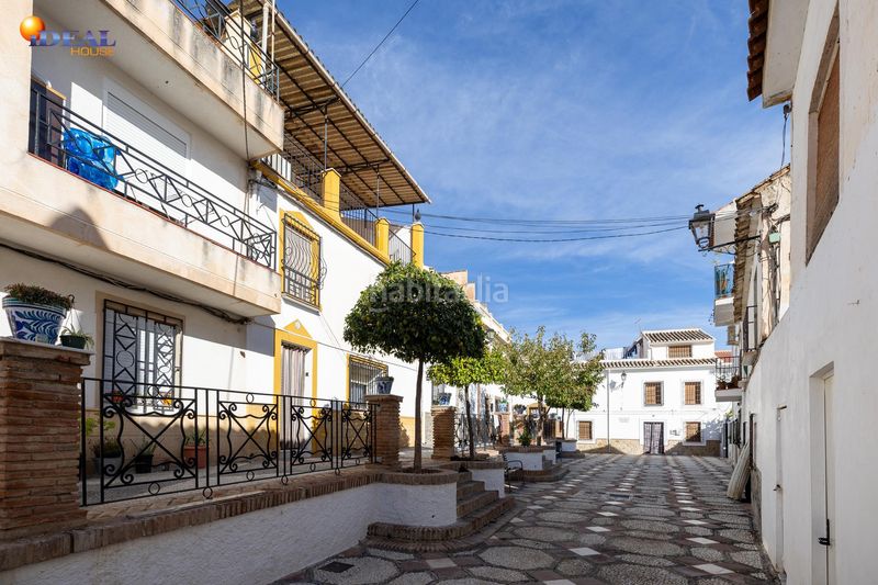 Foto af164c90-cc3b-42ac-8a54-417a6f0d14b3. Casa adossada a Loja