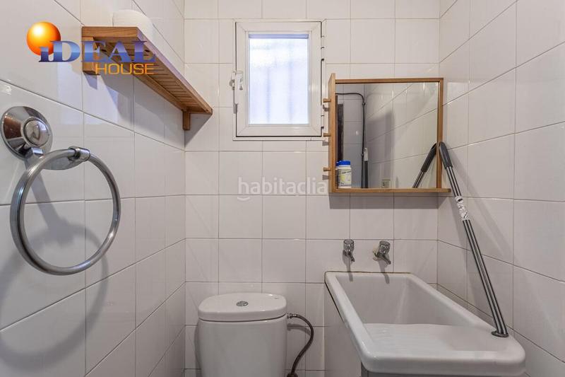 Foto 0fd7603d-f6a6-4941-90f6-7c84f001210e. Casa adossada amb calefacció a San Francisco Javier Granada