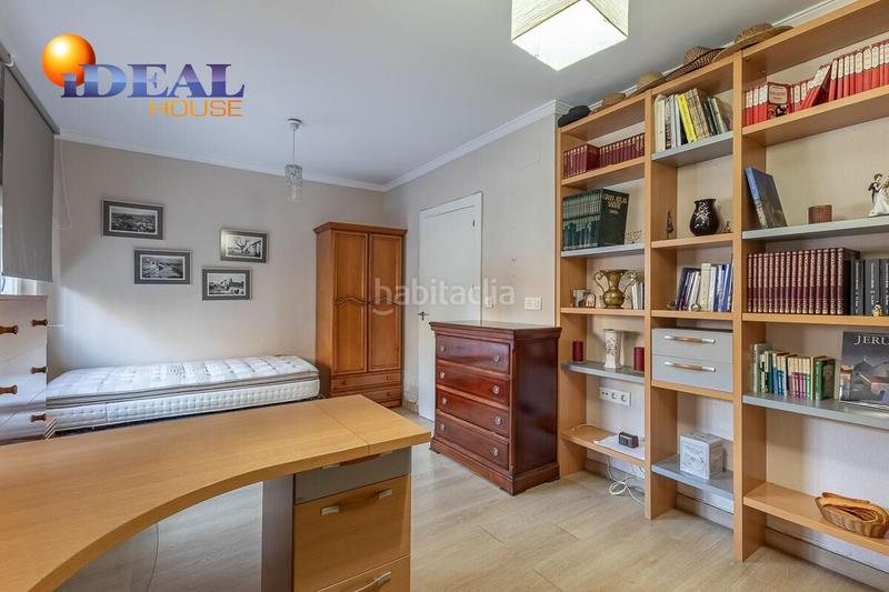 Foto f14b7275-acf1-42d2-b9d7-8523ba558dbd. Casa adossada amb calefacció a San Francisco Javier Granada