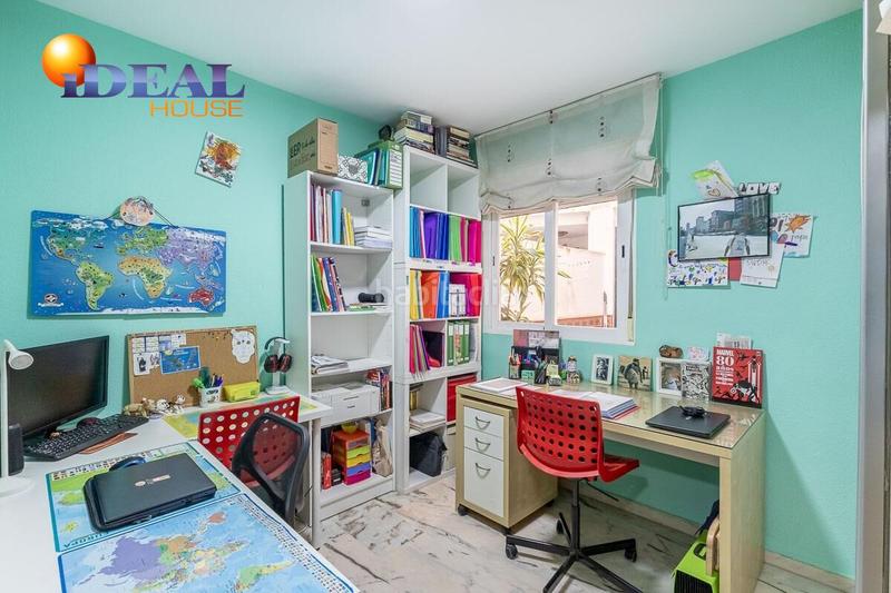 Foto c9a57d4e-e079-4814-98d0-7f28c17e9f56. Pis amb aparcament a Centro Salobreña