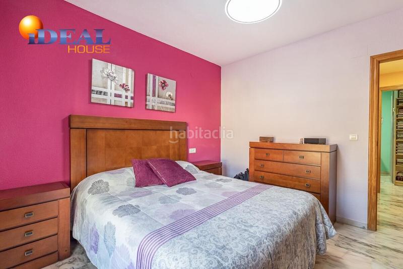 Foto f85a099d-0fc9-4674-a4b8-e1183babe02a. Pis amb aparcament a Centro Salobreña