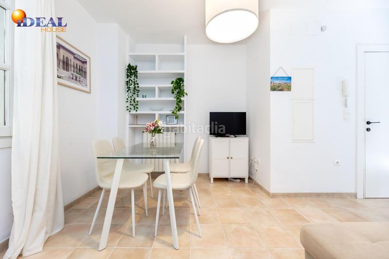 Foto f39f273c-1d50-42d2-b7a4-74b34e17a51b. Apartament amb calefacció a Barrio de Albaicín Granada