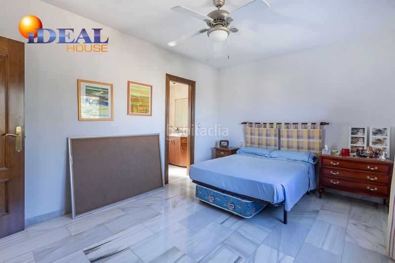 Foto 18957ea4-d586-40b0-b626-bde553ec2f9e. Chalet  en los chopos, las gabias en Residencial Triana - Barrio Alto Gabias (Las)