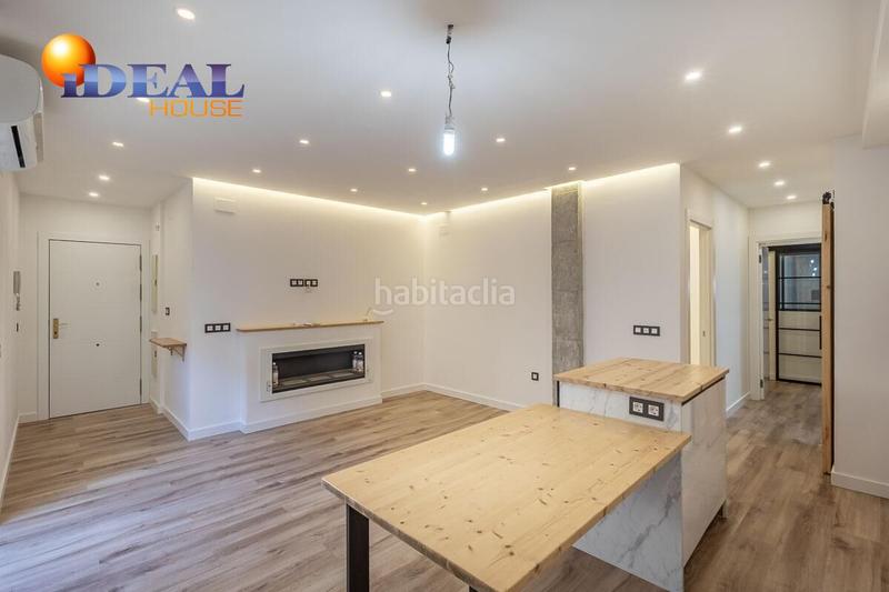 Foto 5d85844a-e082-4a31-acfc-93725ef359b0. Pis amb calefacció aparcament piscina a San Antón Armilla