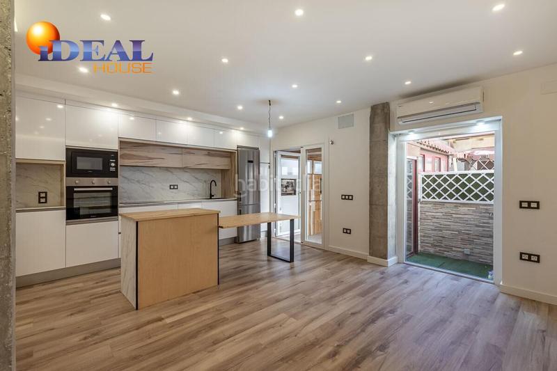 Foto 9d858581-340a-46e4-9276-fccdd1fabe9a. Pis amb calefacció aparcament piscina a San Antón Armilla