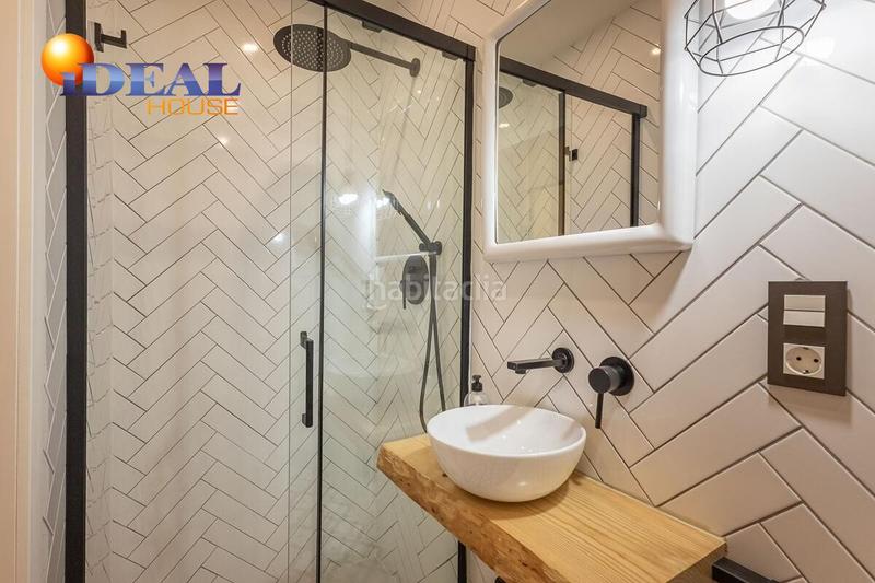 Foto e9138656-9cf1-4fbe-bb5b-83ec53bc25fb. Pis amb calefacció aparcament piscina a San Antón Armilla