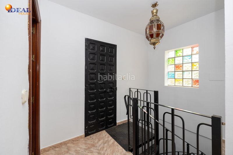 Foto ab65e269-fb7c-48f9-bb31-133ff728fc8e. Masia amb aparcament a Dílar