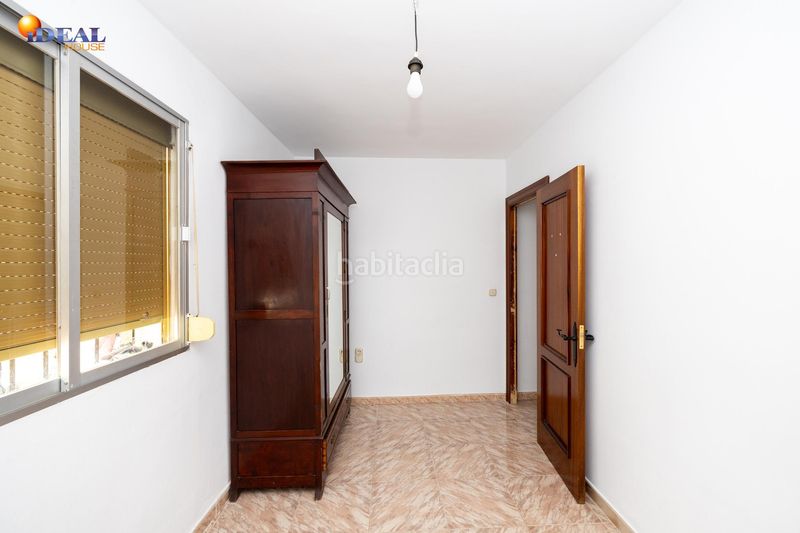 Foto c2f50ec6-e82b-4290-a829-aad90fe00ba6. Masia amb aparcament a Dílar