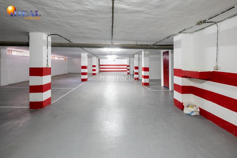 Foto 1708cf02-5c8f-48a0-ac1a-d6d8f68f9b8e. Car parking in Centro - Sagrario Granada