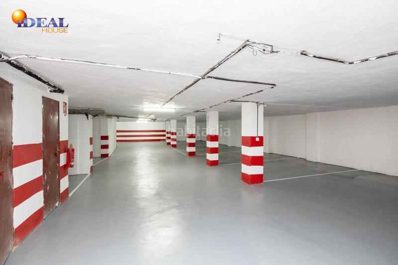 Foto c7c932e3-9693-4da6-9687-183b6b95bac3. Car parking in Centro - Sagrario Granada