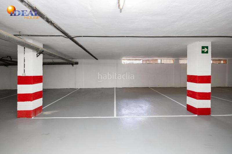 Foto db8e51f1-02ac-4fd1-9417-12f2fa40e72e. Car parking in Centro - Sagrario Granada