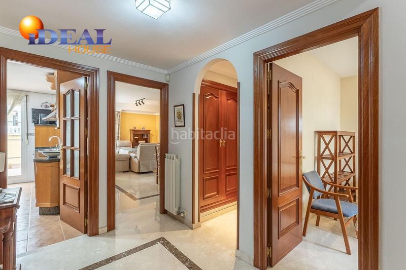 Foto e5b07d7f-d50a-46e0-be93-52c73de11734. Casa amb aparcament piscina a Peligros