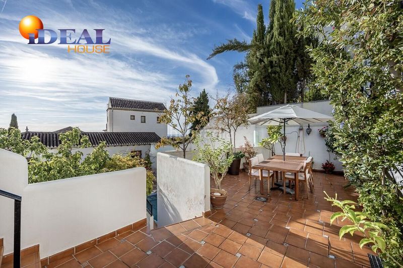 Foto 0c6e629b-cd4c-4c8b-8f29-3b98c487d4f1. Casa amb calefacció aparcament piscina a San Ildefonso Granada