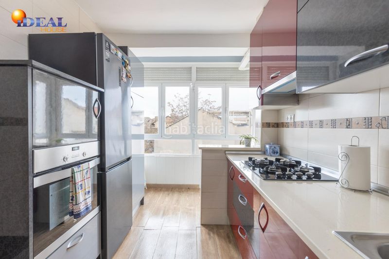 Foto be45dfb5-77b6-42b5-b8f1-46704f4824f8. Pis a Santa Fe