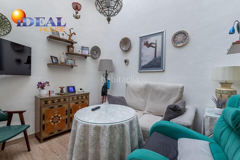 Foto 3bdc4bd8-fb6d-4eb0-b8c7-77ebfb60e15a. Casa amb calefacció aparcament a Bola de Oro Granada