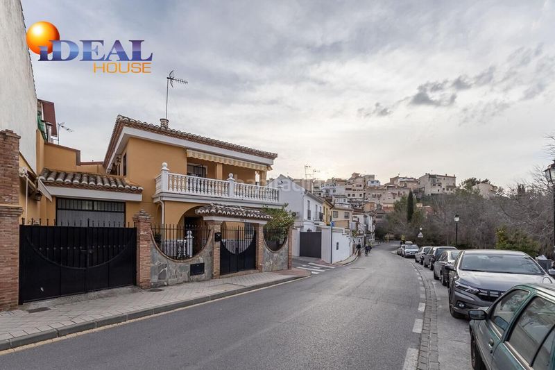 Foto 82f2f7a5-7439-4d17-b43a-ead7dac9e695. Casa amb calefacció aparcament a Bola de Oro Granada