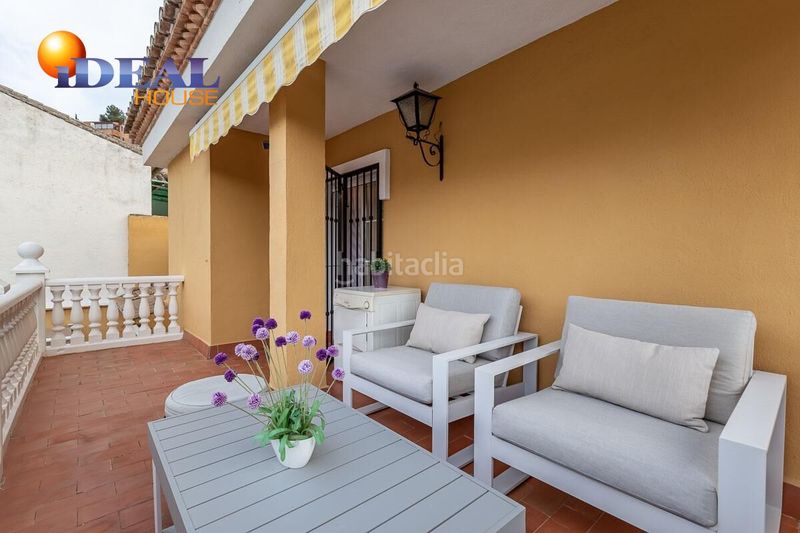 Foto b4eb3d84-4b50-4010-9b93-a849e26aacb7. Casa amb calefacció aparcament a Bola de Oro Granada