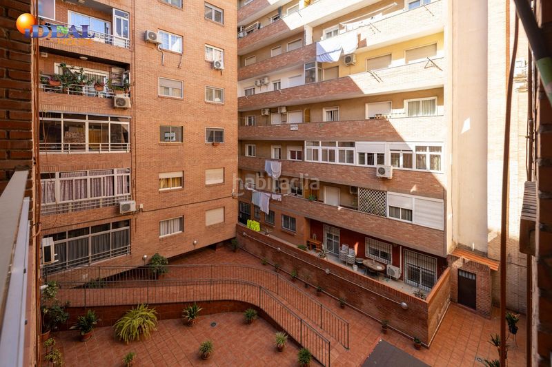 Foto 4eab068f-5806-453e-b246-38fab5a05ff1. Apartamento perfecto para invertir en calle pedro de alarcón! en Granada