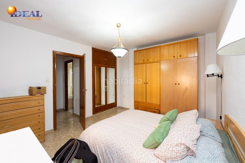 Foto a3d1a87e-6672-4a1f-a991-fbe1ba767fe4. Apartamento perfecto para invertir en calle pedro de alarcón! en Granada