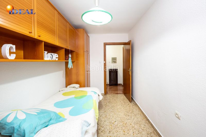 Foto f9ad5dc6-54a9-4ecc-8928-a0ee094993fc. Apartamento perfecto para invertir en calle pedro de alarcón! en Granada
