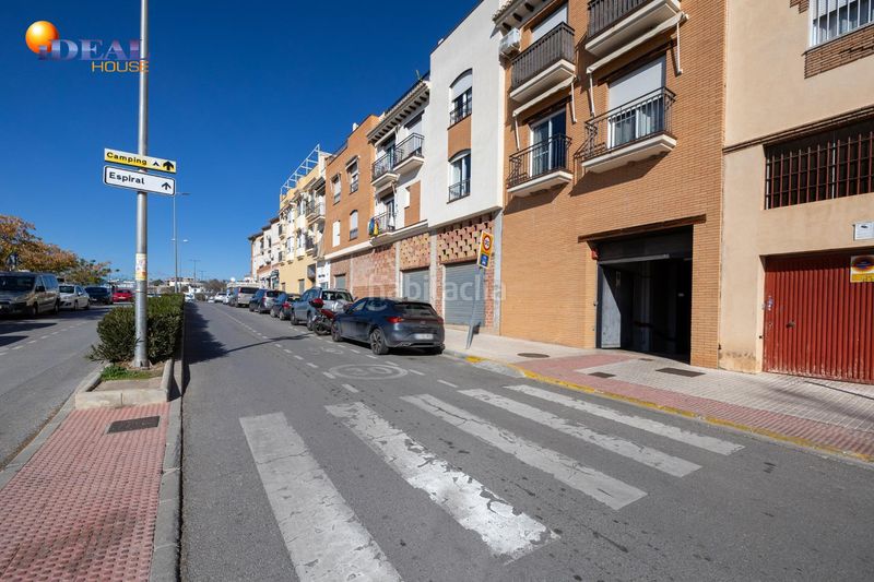 Foto 4a070379-4ba8-4afa-bd9f-02825388aaaa. Aparcament cotxe a Peligros