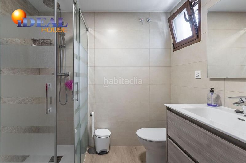 Foto 46281c6b-5188-408b-a370-c4bc2ee79262. Casa amb piscina a Guájares (Los)