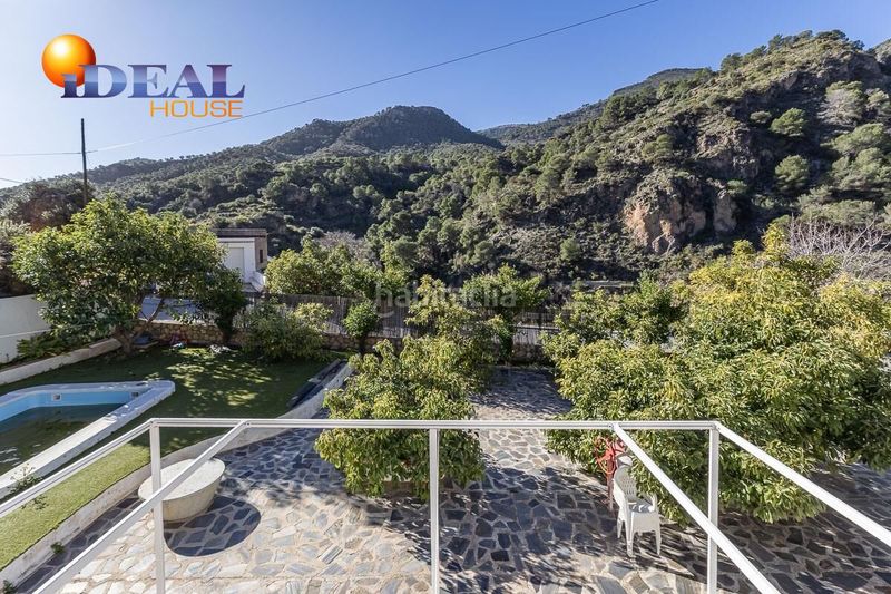 Foto ee7a97ae-e5b0-438d-8916-058635d9fa78. Casa amb piscina a Guájares (Los)