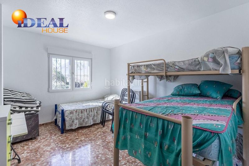 Foto 2567c8f6-68bd-44e7-b024-b19fd04391eb. Chalet  con parcela urbanizable en Atarfe