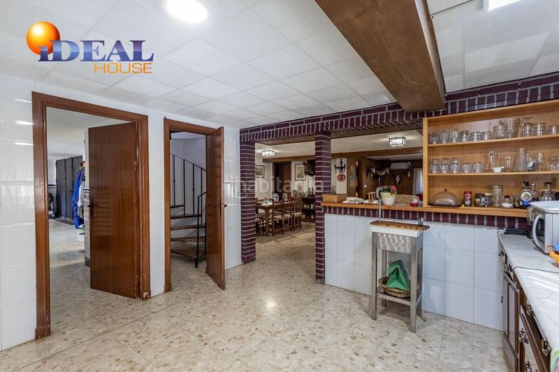 Foto 70733ea6-9a38-43a8-bb85-9503c52b22d1. Chalet  con parcela urbanizable en Atarfe