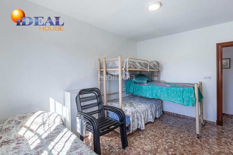 Foto 7e417daf-942e-4f64-a7f3-1c1f601d3272. Chalet  con parcela urbanizable en Atarfe